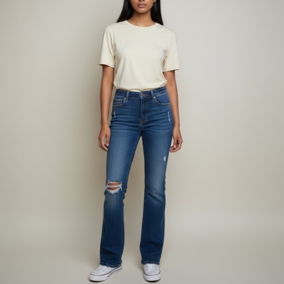 Aeropostale Denim - Vintage AEROPOSTALE Chelsea Bootcut Distressed Dark Wash Jeans Size 7/8